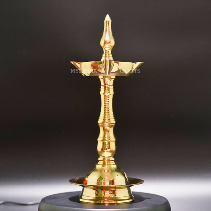 Kerala Brass Deepa 14": Exquisite Tradition Illuminated for Celebrations