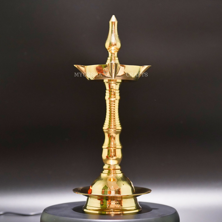 Kerala Brass Deepa 14": Exquisite Tradition Illuminated for Celebrations