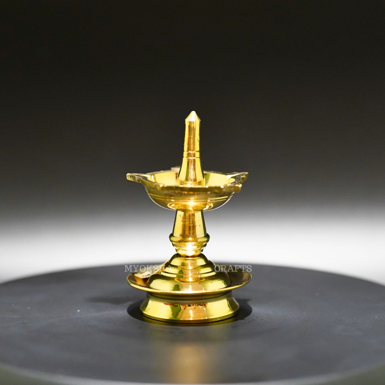 Mangalore Deepa: Authentic Mangalorean Lamp for Hindu Celebrations