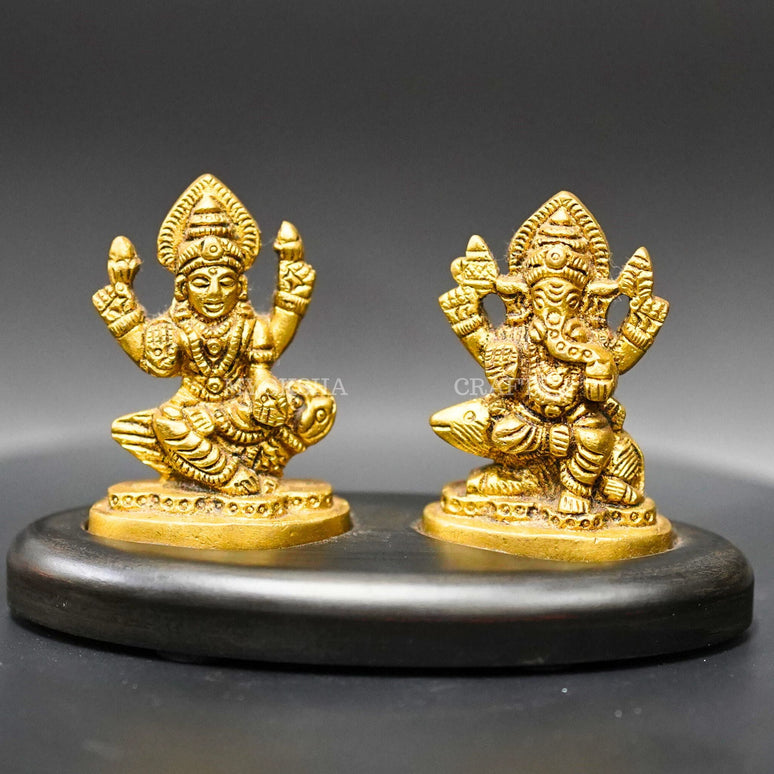 Ganesha Lakshmi: Auspicious Blessings for Your Home
