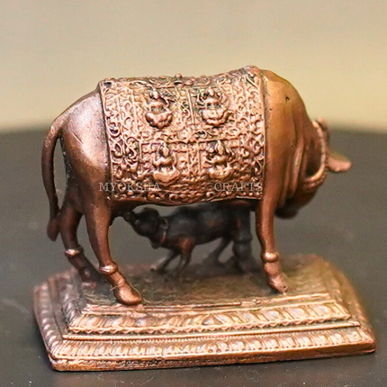 Copper Kamadhenu with Calf