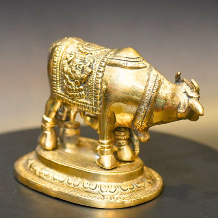 Brass Kamadenu with Calf Idol