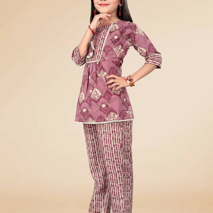 Divine Drape Girls Poly Cotton Purple Printed Straight Kids Kurta Pant Set