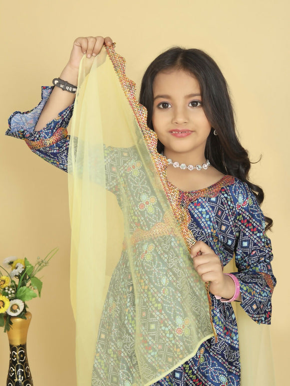 Divine Drape Girls Roman Slub Blue Printed Straight Kids Kurta Pant With Dupatta