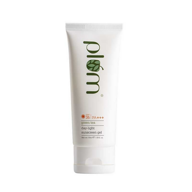 Plum Green Tea Day-Light Broad Spectrum Sunscreen Gel SPF 35 PA+++ UVA/B