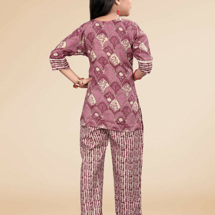 Divine Drape Girls Poly Cotton Purple Printed Straight Kids Kurta Pant Set