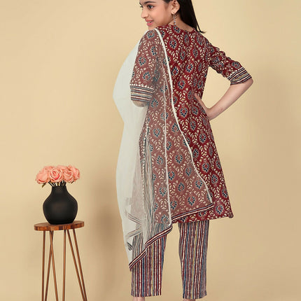 Divine Drape Girls Poly Cotton Maroon Embroidered Straight Kids Kurta Pant With Dupatta