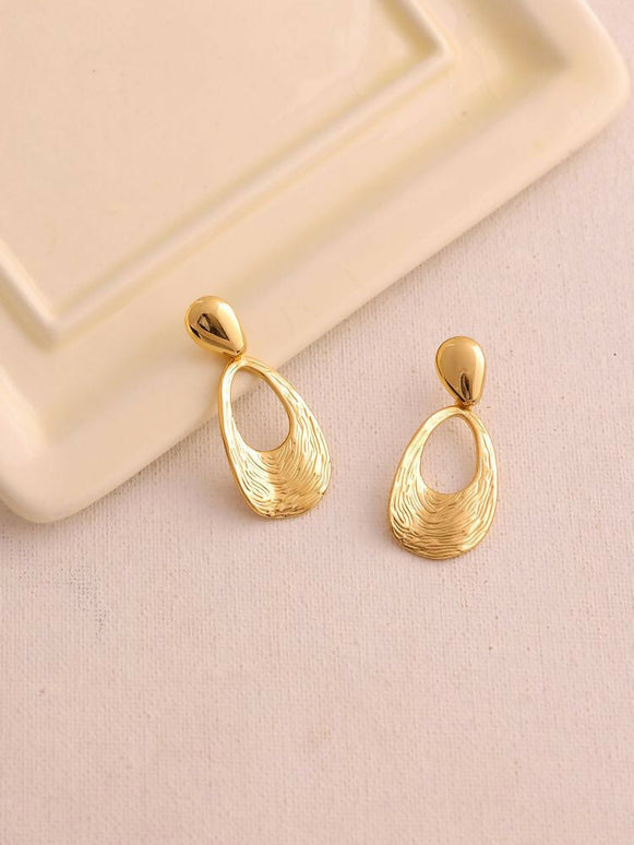 Golden Earrings - Ruby Raang