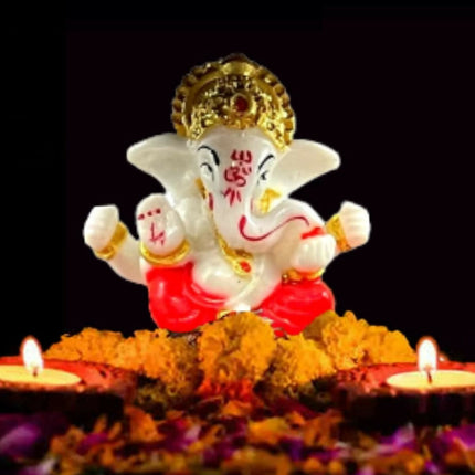 Expleasia, Exuberant & Luxury Decor Ganesha Idol With Wooden Temple