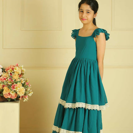 LH Luxury Fashion Fairytale Girls Layered Dress – Elegant Off-Shoulder Dress for Girls