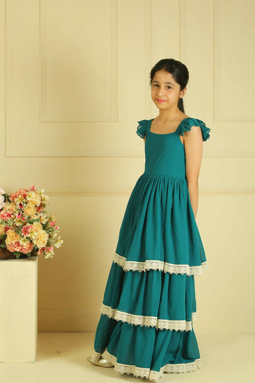 LH Luxury Fashion Fairytale Girls Layered Dress – Elegant Off-Shoulder Dress for Girls