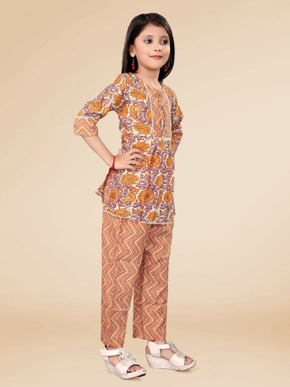 Divine Drape Girls Poly Cotton Yellow Printed Straight Kids Kurta Pant Set