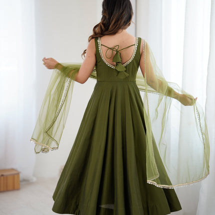 Lorenvalley Fashion Green Pure Romansilk Chanderi Fabric Yoke Fancy Lace Work Anarkali Kurta Pant With Dupatta Set