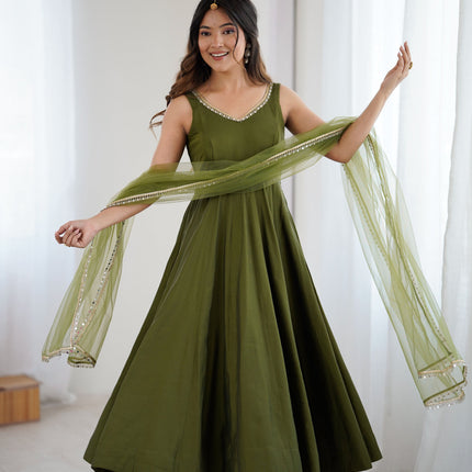 Lorenvalley Fashion Green Pure Romansilk Chanderi Fabric Yoke Fancy Lace Work Anarkali Kurta Pant With Dupatta Set