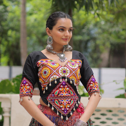 Prazu Fashion Black Kutchi Gamthi Embroidered Codi Lace Work Lehenga For Navratri