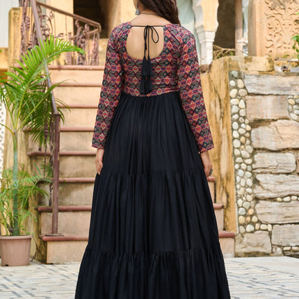 Lorenvalley Fashion Black Rayon Kutchi Gamthi Embroidered Work & Cotton Print Work Gown
