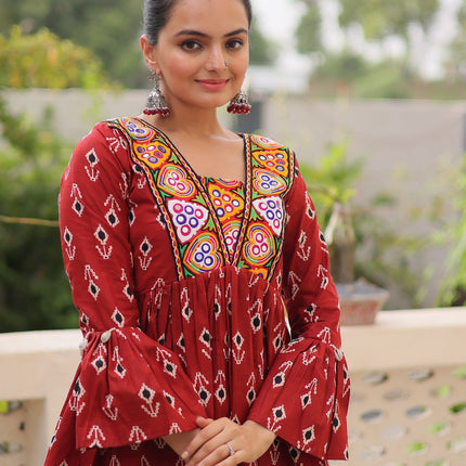 Prazu Fashion Maroon Cotton Print With Kutchi Patchwork Top For Navratri