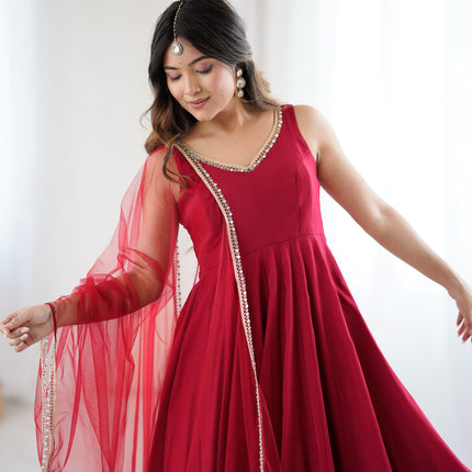 Lorenvalley Fashion Maroon Pure Romansilk Chanderi Fabric Yoke Fancy Lace Work Anarkali Kurta Pant With Dupatta Set