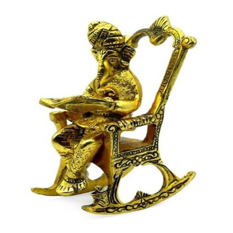 Puja N Pujari Reading Religious Ganesh Idol