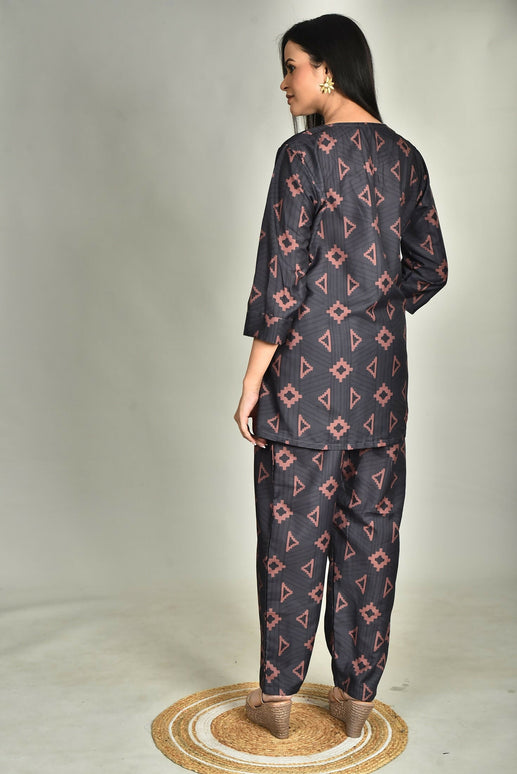 Morchari Digital Print Semi Muslin Co-Ord Set Top & Trouser-Multicolor