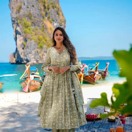 Sonakshi Women's Baby Green Maslin Digital Print Full Round Flair Anarkali Gown Set With Dupatta