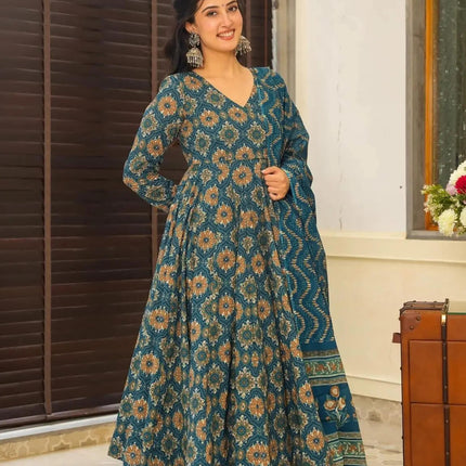Sonakshi Women's Teal Maslin Digital Print Full Round Flair Anarkali Gown Set With Dupatta