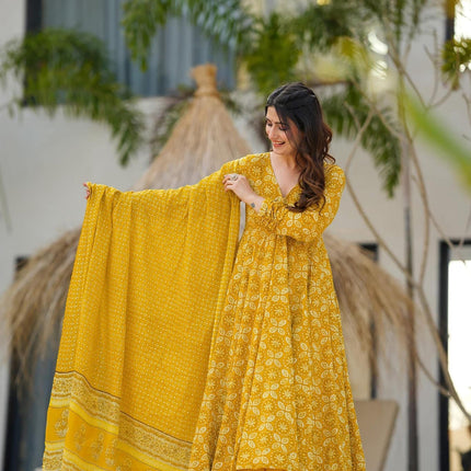 Sonakshi Women's Yellow Maslin Digital Print Full Round Flair Anarkali Gown Set With Dupatta