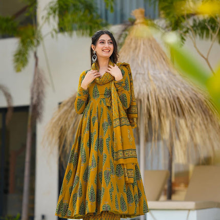 Sonakshi Women's Yellow Maslin Digital Print Full Round Flair Anarkali Gown Set With Dupatta