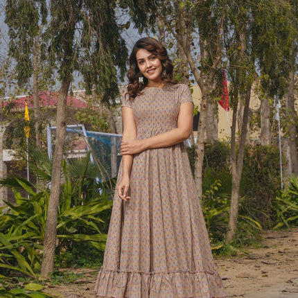 Sonakshi Women's Grey Rayon Digital Print Full Round Flair Anarkali Gown Set