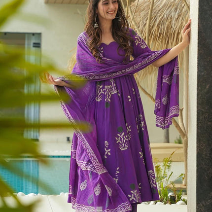 Sonakshi Women's Purple Mal cottan Digital Print Full Round Flair Anarkali Gown Set With Dupatta
