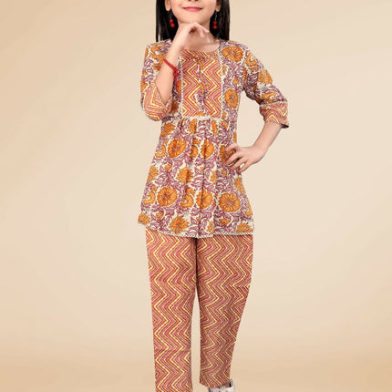 Divine Drape Girls Poly Cotton Yellow Printed Straight Kids Kurta Pant Set