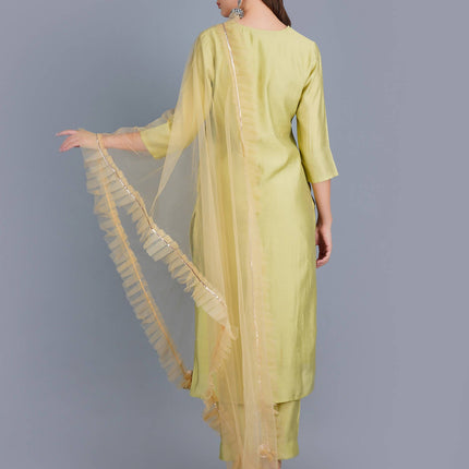 Shehnaai Formal Muslin Suit With A Net Dupatta