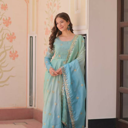 Aastha Fashion Sky Pedding Gold Organza Sequins-Multi & Zari Embroidered Work Party Wear Designer Gown